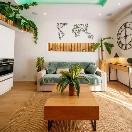 06k3 - La Pagoda Unique Et Atypique A 30 M De La * Антіб