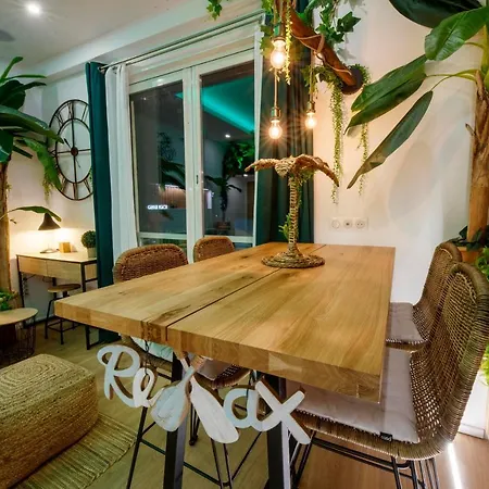 06k3 - La Pagoda Unique Et Atypique A 30 M De La アンティーブ