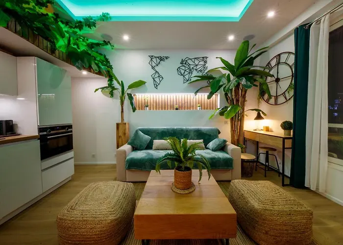 アパート 06k3 - La Pagoda Unique Et Atypique A 30 M De La アンティーブ