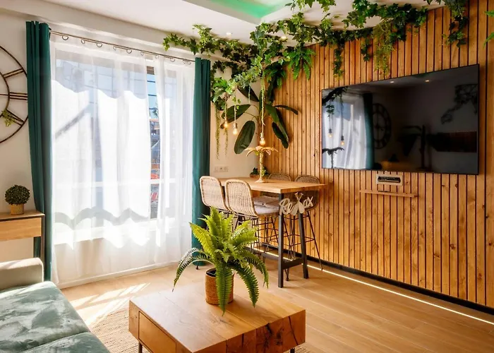 アパート 06k3 - La Pagoda Unique Et Atypique A 30 M De La アンティーブ